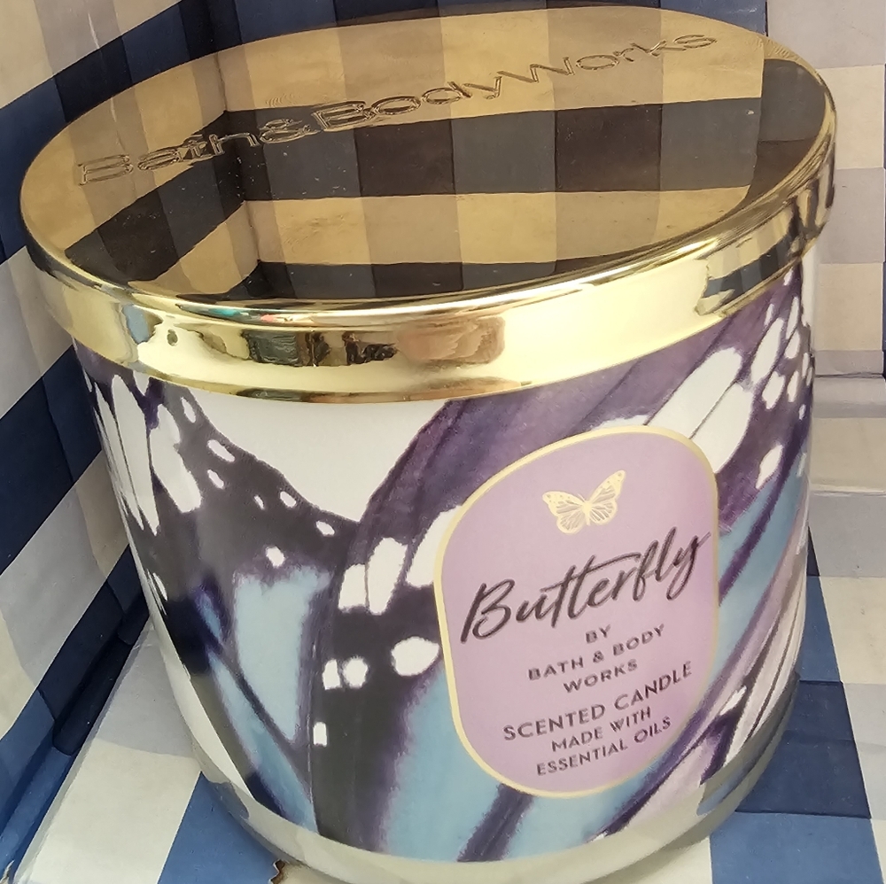N.I.jar Butterfly 3 wick COLLECTABLE B. & B .W. 14.5 OZ.
